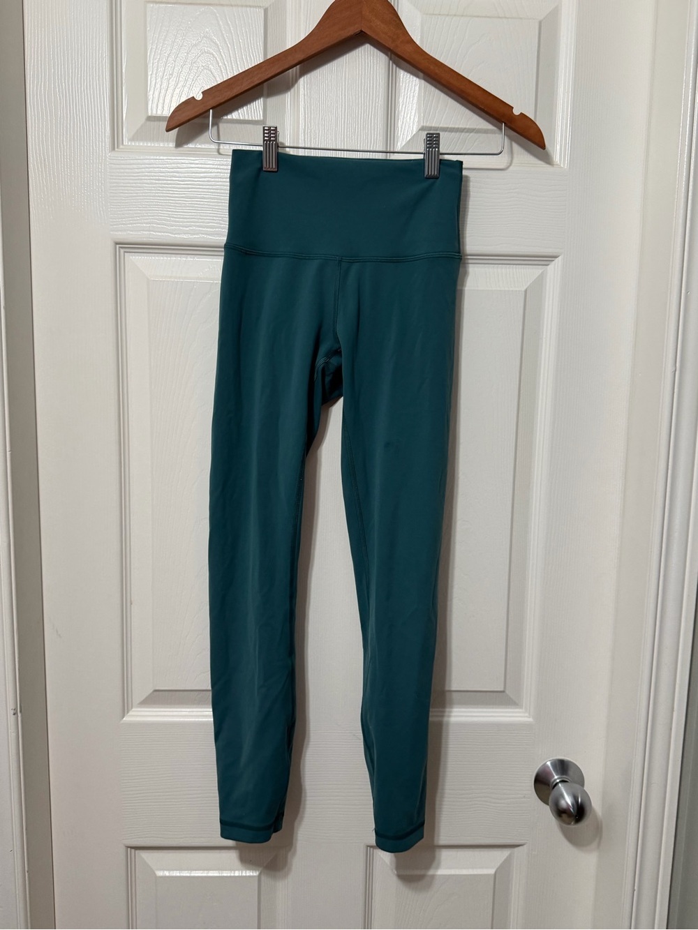 Lululemon athletica wunder train high rise tight leggings size 4 euc